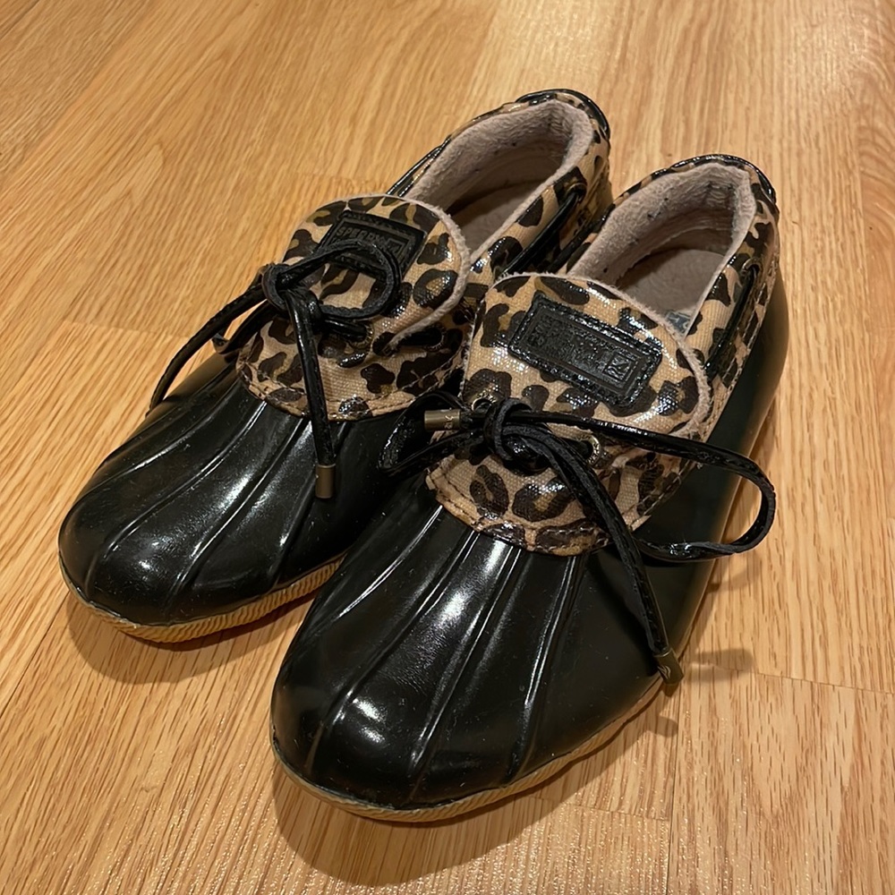 Sperry duck shoes